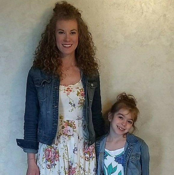 Meet Your Posher - Picture 5 of 6